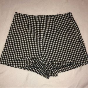 Kendall and Kylie checkered shorts